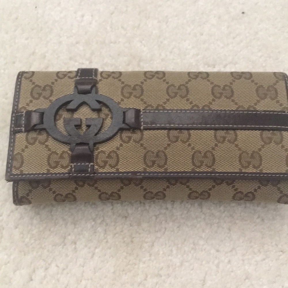 Authentic Canvas Gucci Wallet